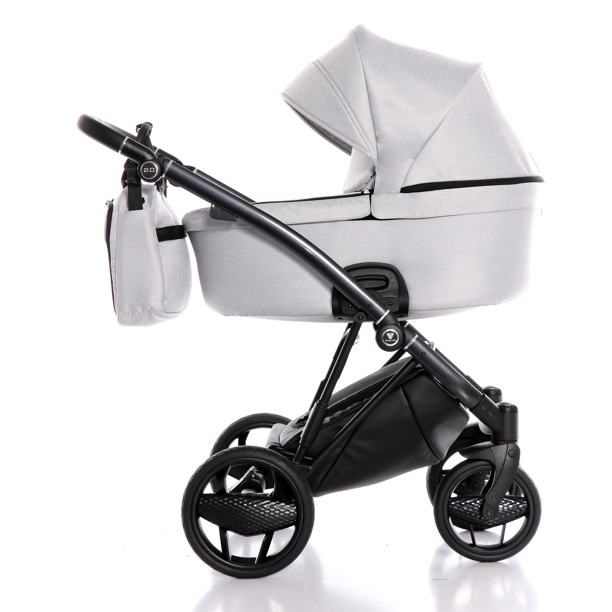 Slika Invictus 2.0 01