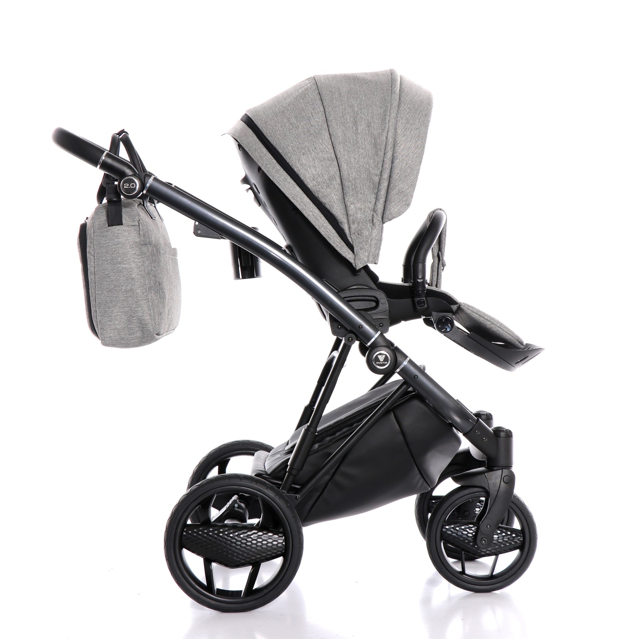 Slika Invictus 2.0 02